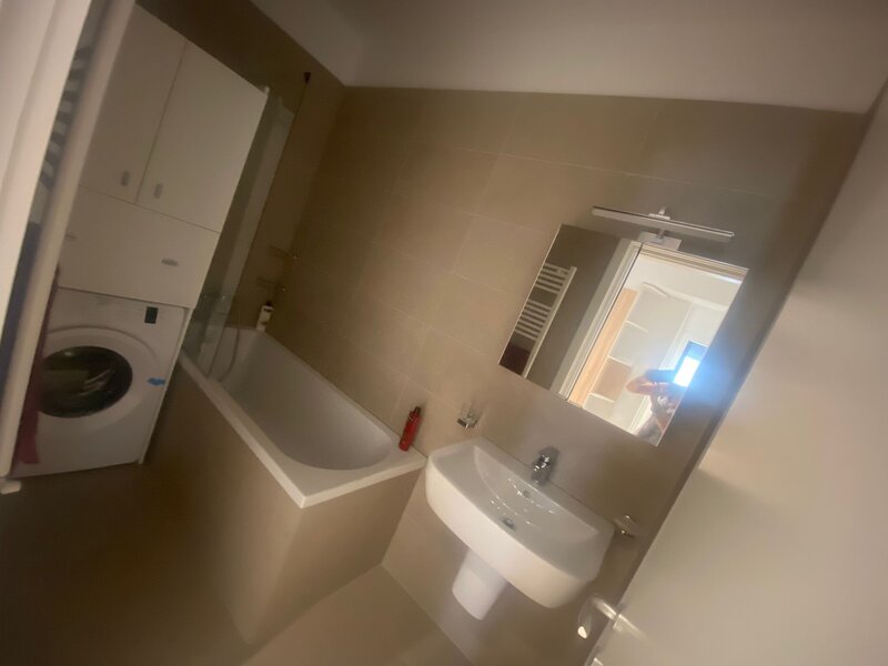 Grozavesti, Parcul Politehnicii, Regie, Novum,